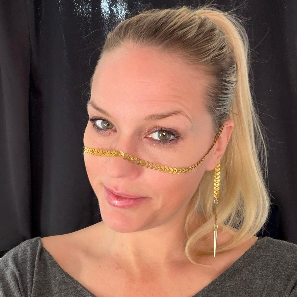 Guardian Gold w/ Daggers Face Chain