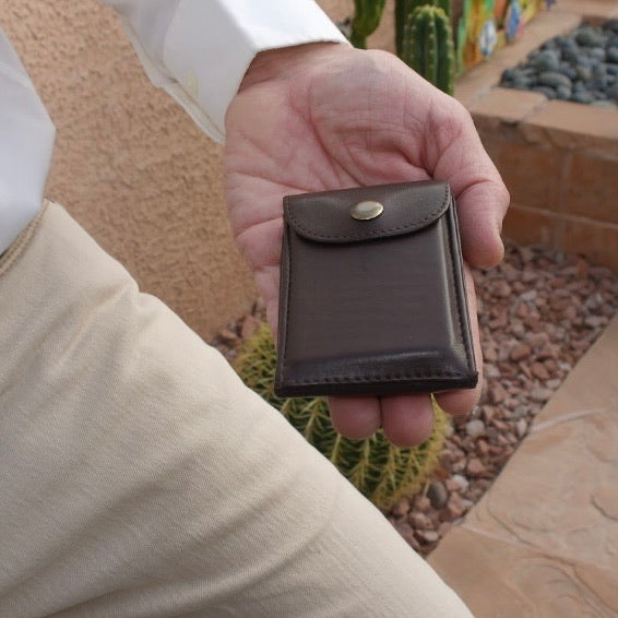 Knight Wallet The Modern Wallet. Brown – KnightBeauties